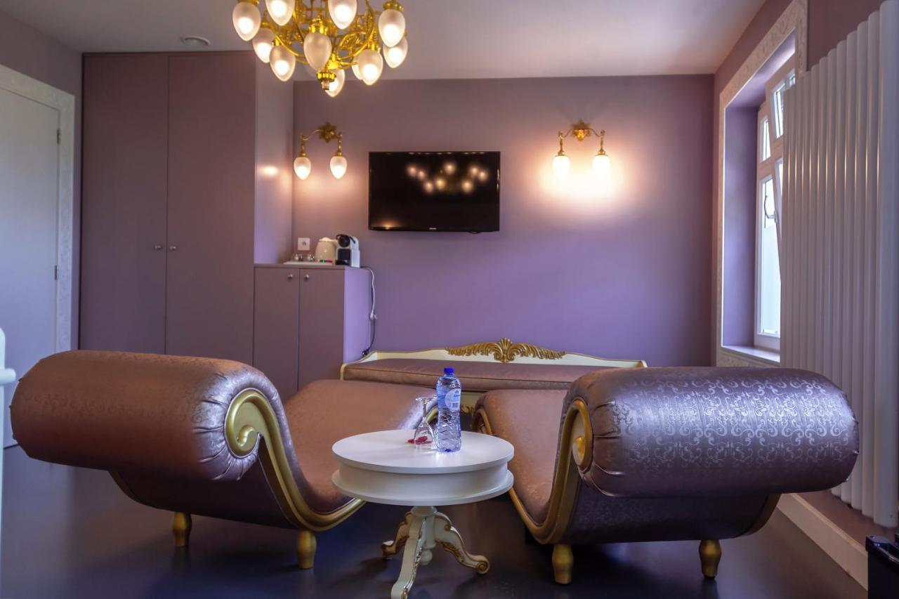 B&B Saint-Georges -Located In The City Centre Of Bruges- Exterior foto A suite at the hotel